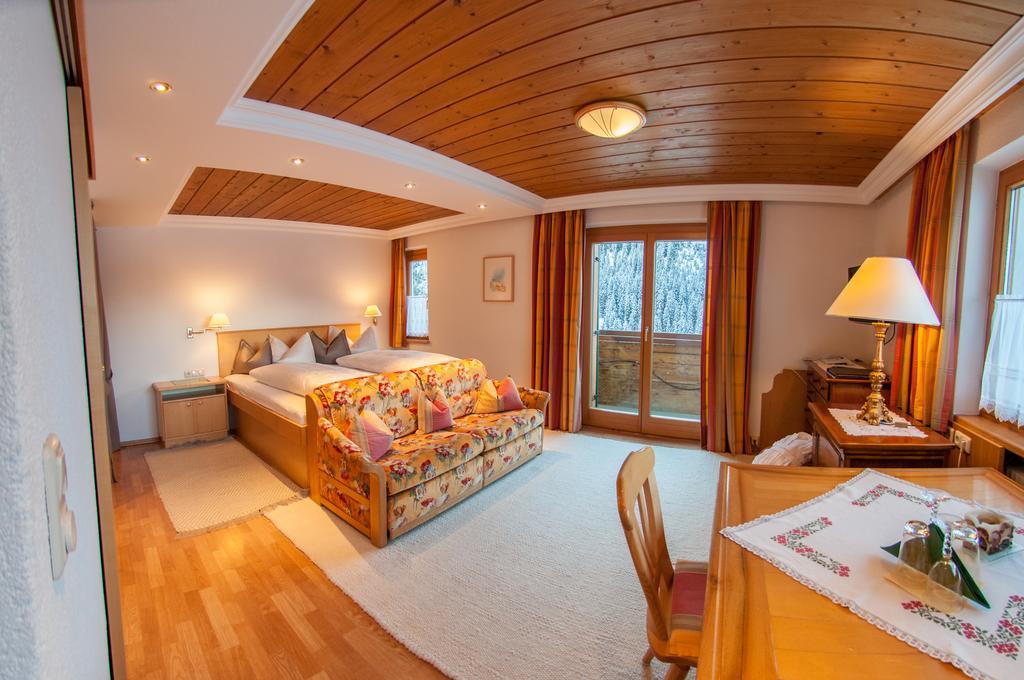 Pension Alwin Lech am Arlberg Zimmer foto