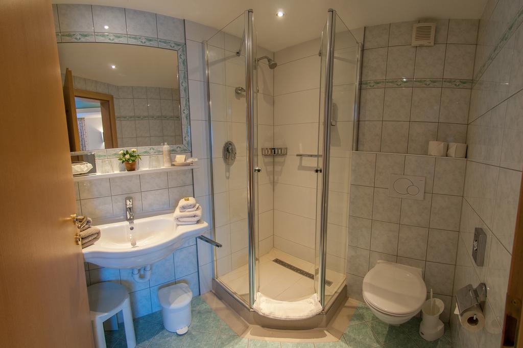 Pension Alwin Lech am Arlberg Zimmer foto